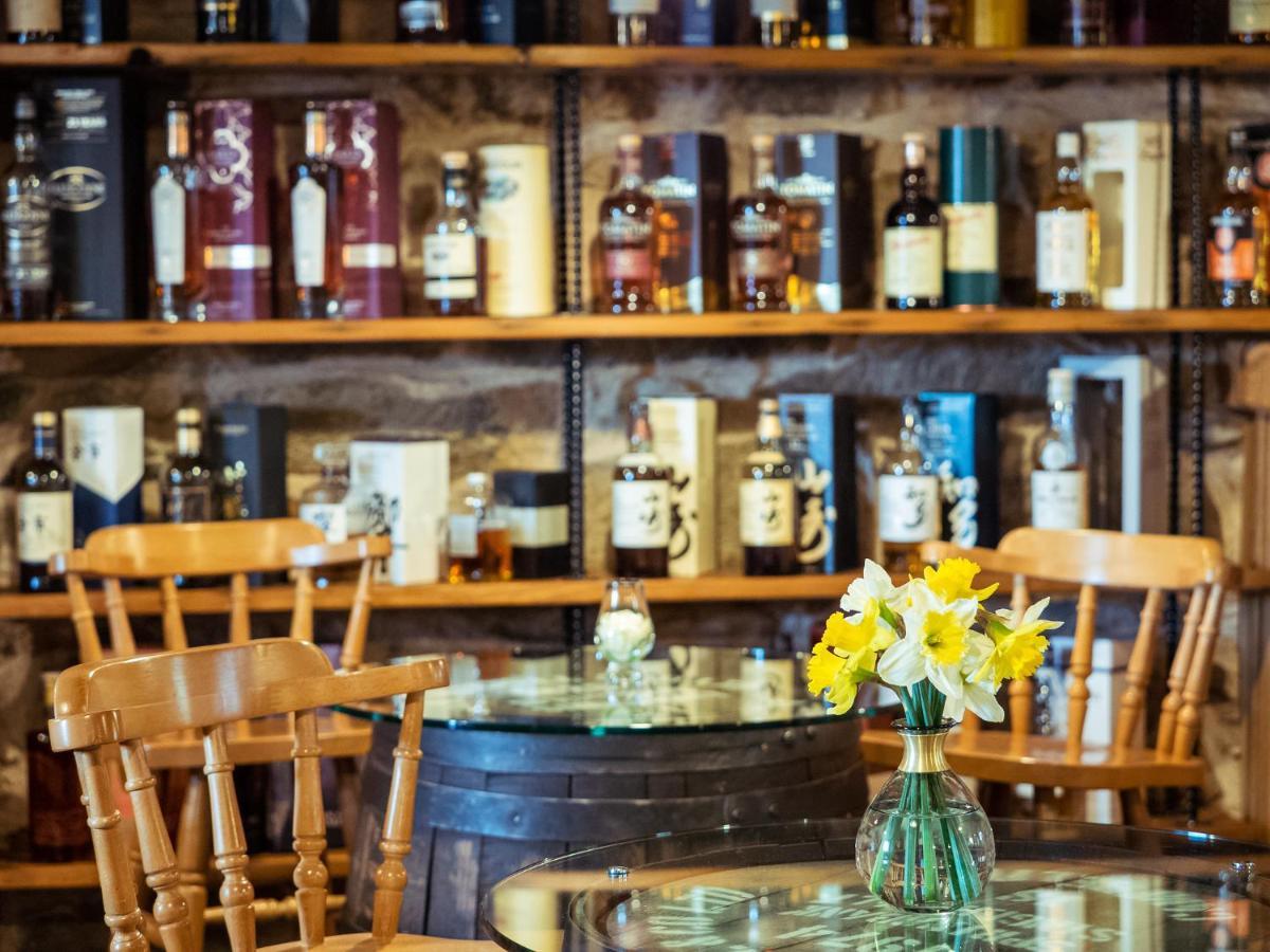 Whitbeck The Wayside And Whisky Barn酒店 外观 照片